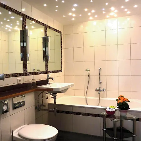 Hotel-restaurant Loewen Hotel *